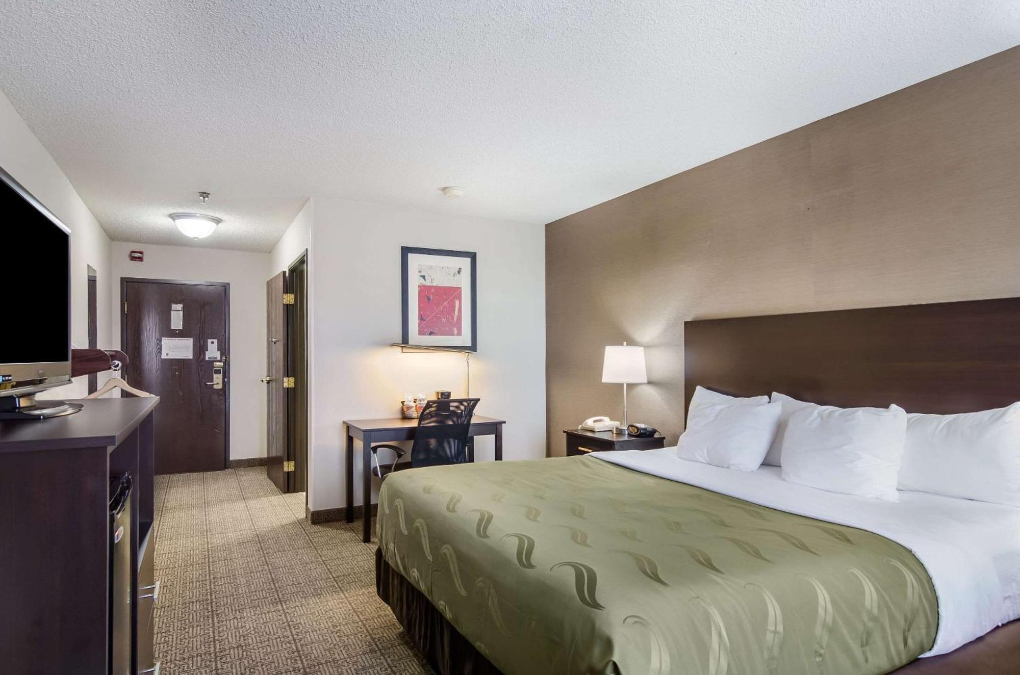 Quality Inn Goodland I-70 Экстерьер фото