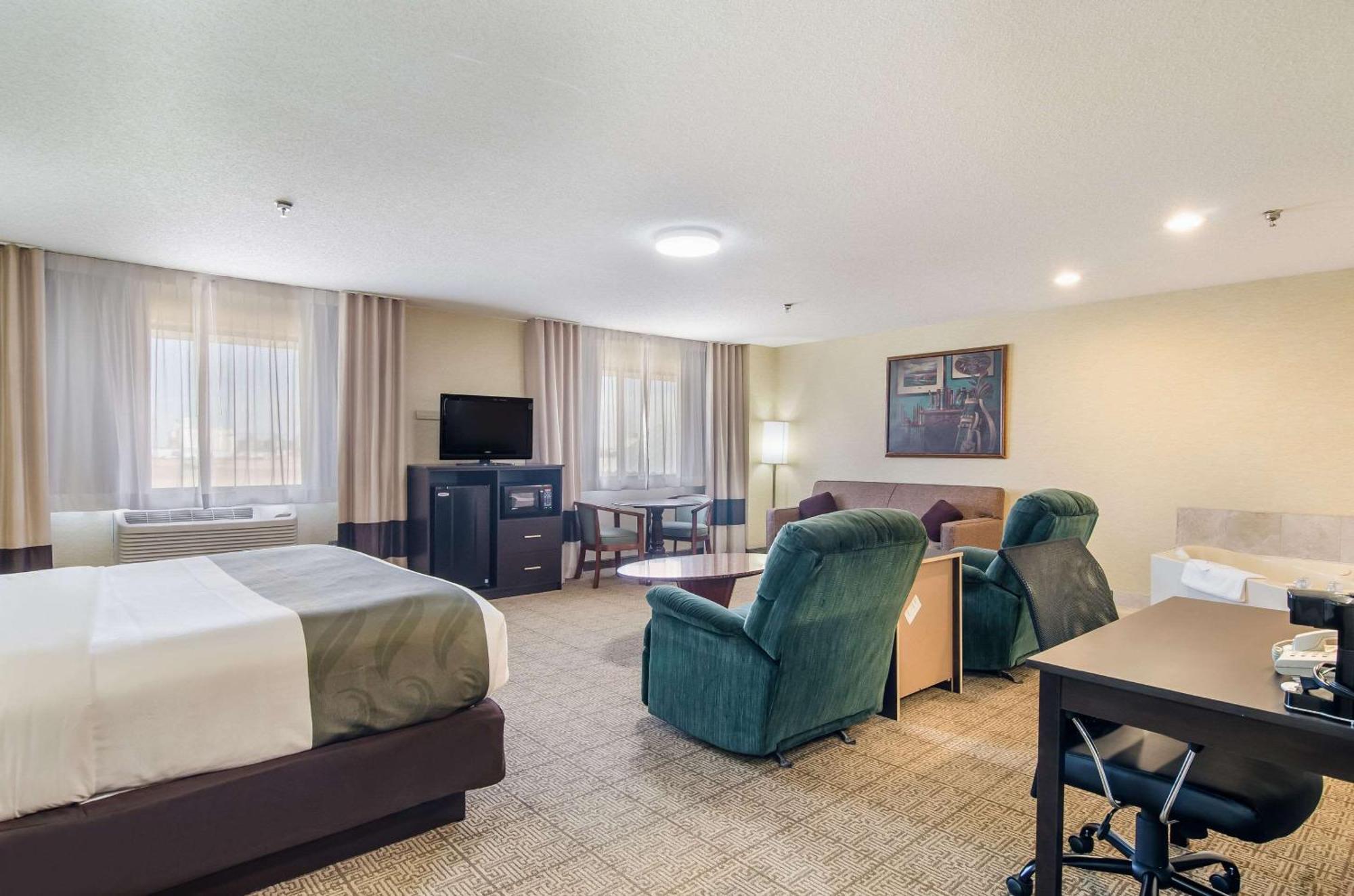 Quality Inn Goodland I-70 Экстерьер фото