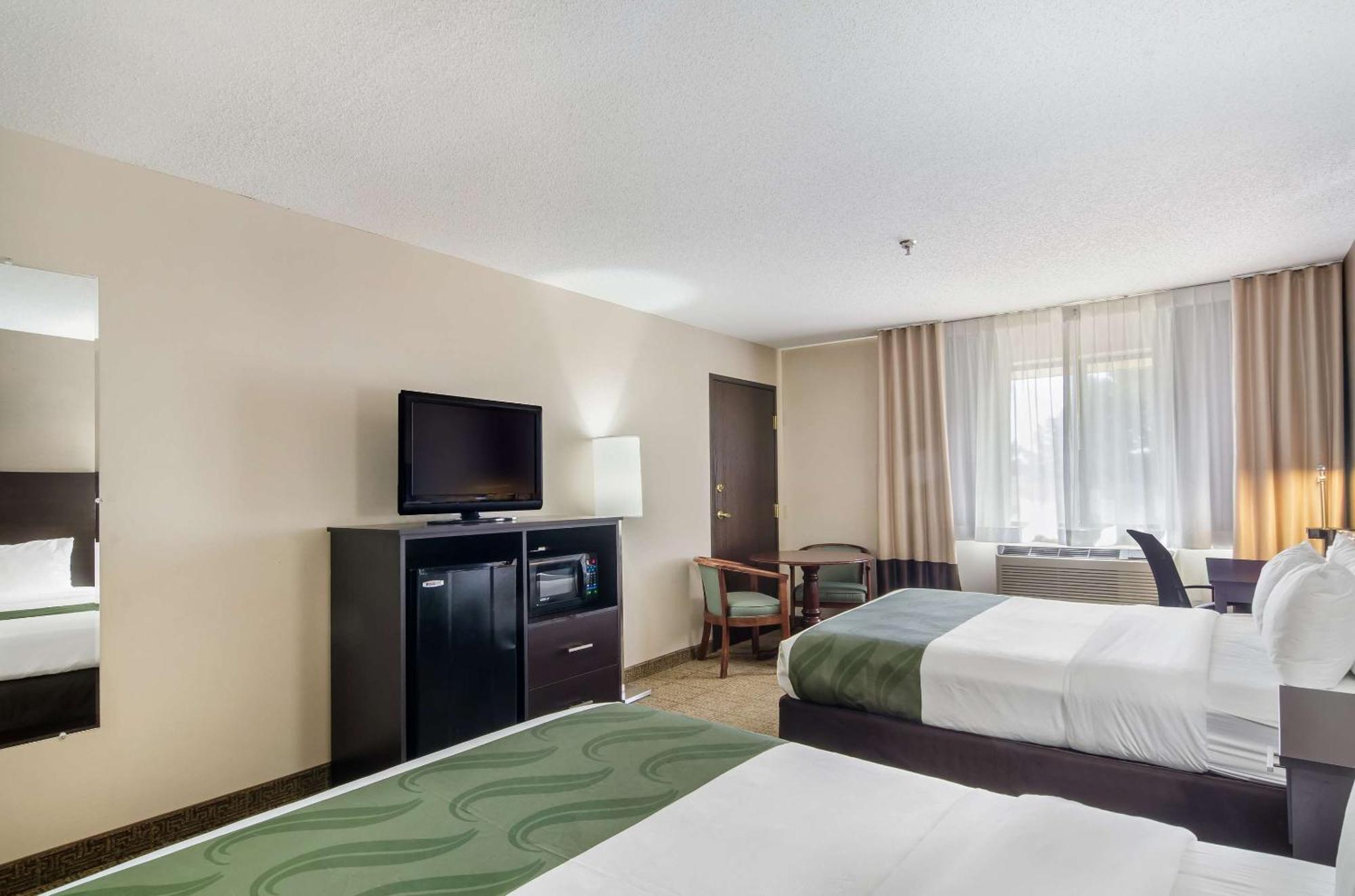 Quality Inn Goodland I-70 Экстерьер фото